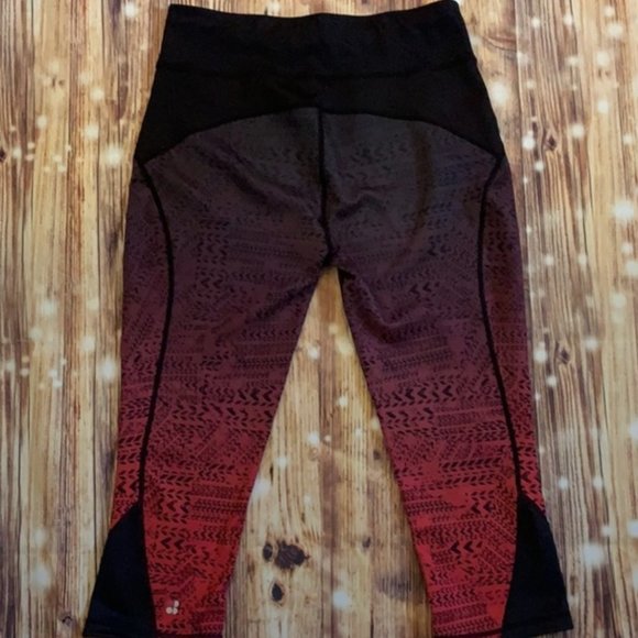 Sweaty Betty S Ombré Reversible Capri Legging - 20” inseam Excellent condition - Picture 2 of 7